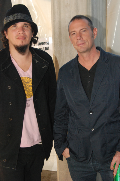 thievery_corp_roberic_400