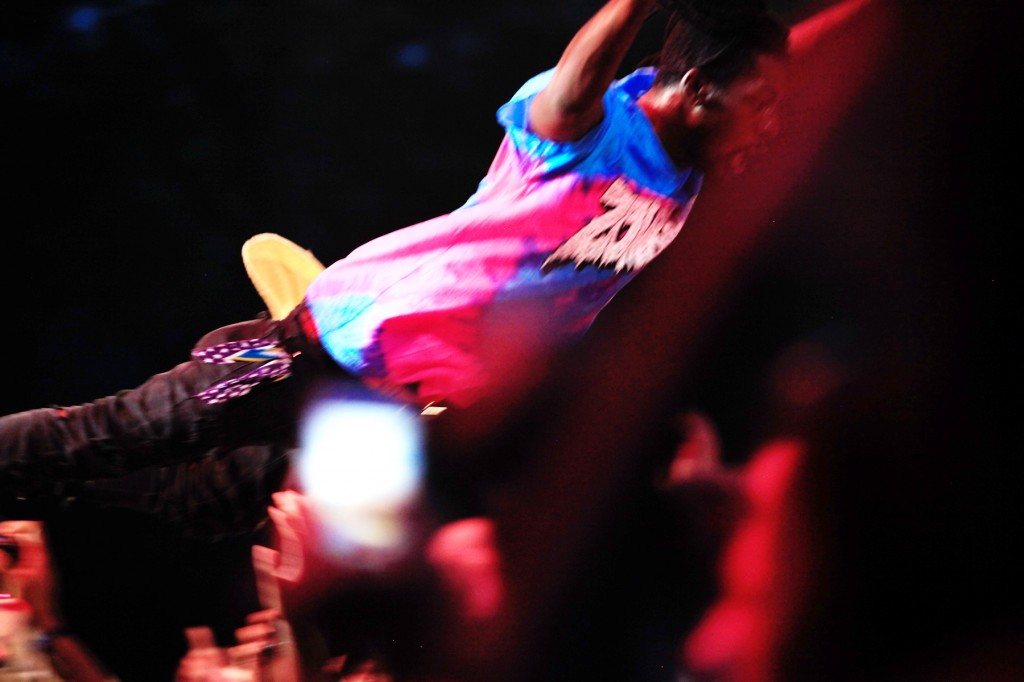 Flatbush Zombies Dive
